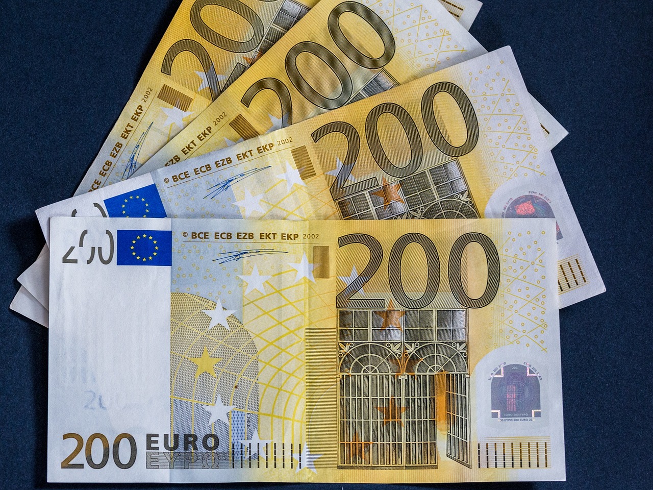IMU e TARI, arriva lo sconto fino a 1000 euro se attivi l’addebito sul conto corrente
